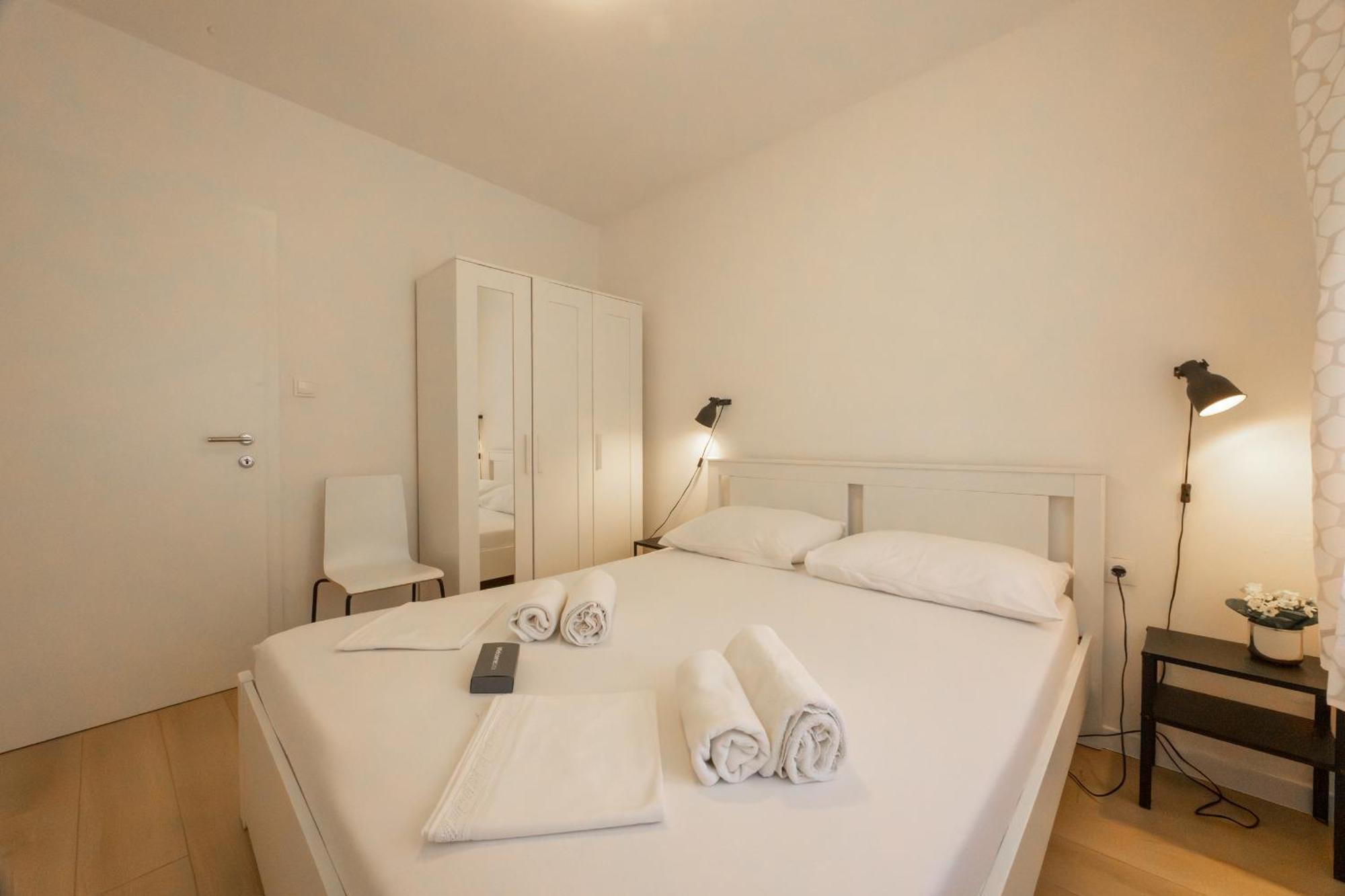 Apartments Krzanic Podgora Bagian luar foto